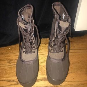 Fairly worn yeezy boots season 1